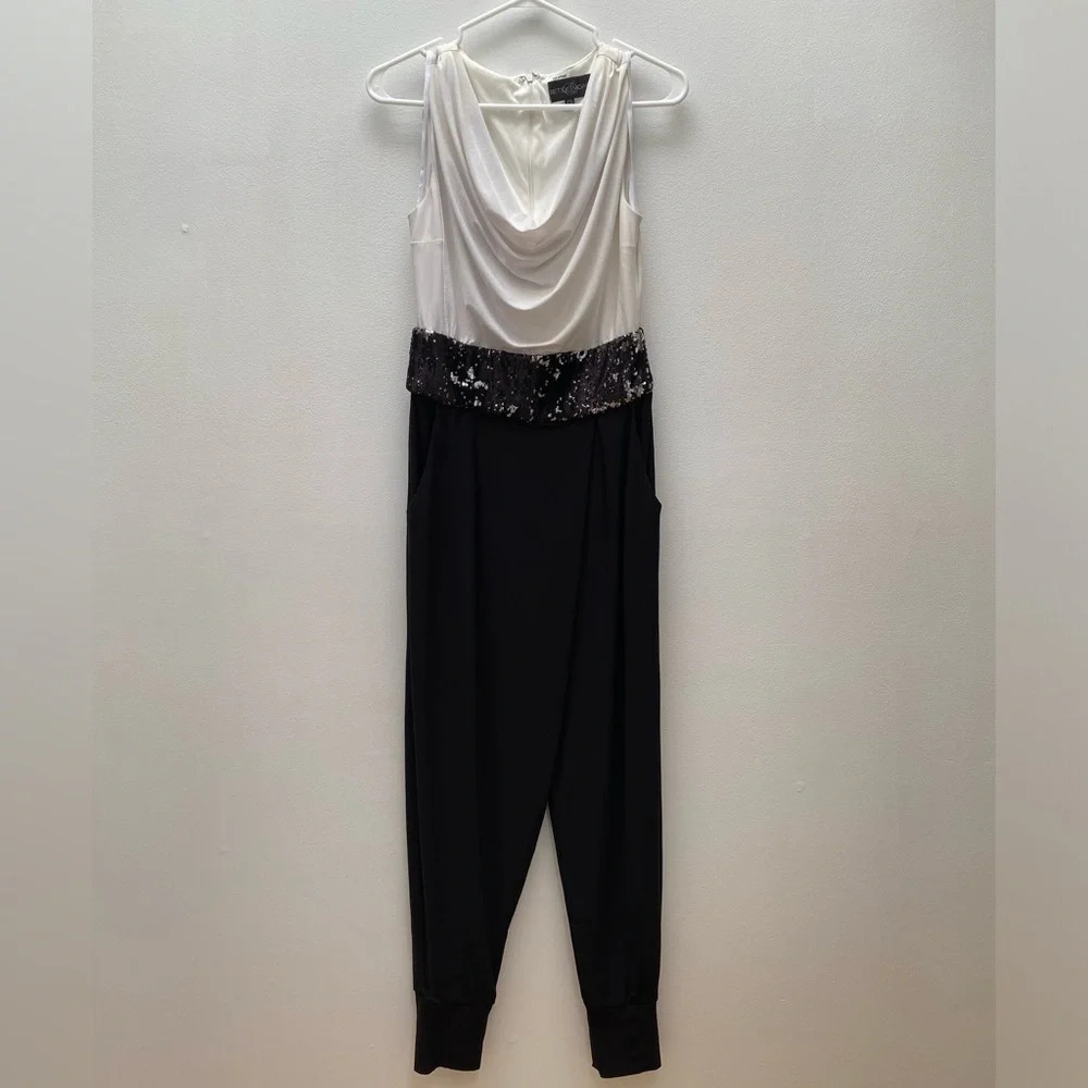 VINTAGE - Black and White Y2K Jumpsuit / Romper